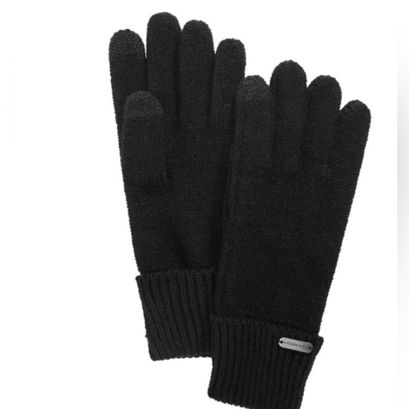 (2)Steve Madden Magic Tailgate
ITouch Lila black Extreme Cold
Weather Gloves - Picture 4 of 7